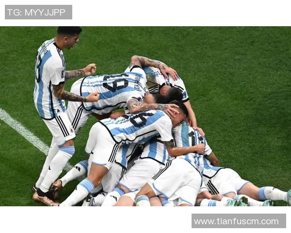 科林蒂安与阿根廷独立的激烈对决展现南美足球的魅力与竞争力