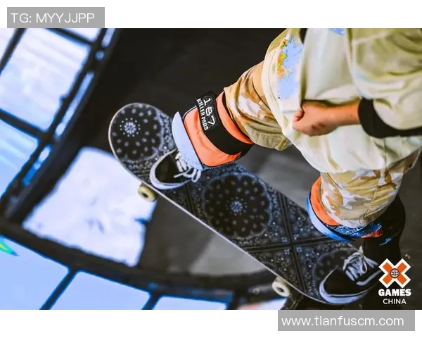 赛后分析:北京滑板队与重庆滑板队的技术对决与战术解析 赛后分析:北京滑板队与重庆滑板队的技术对决与战术解析